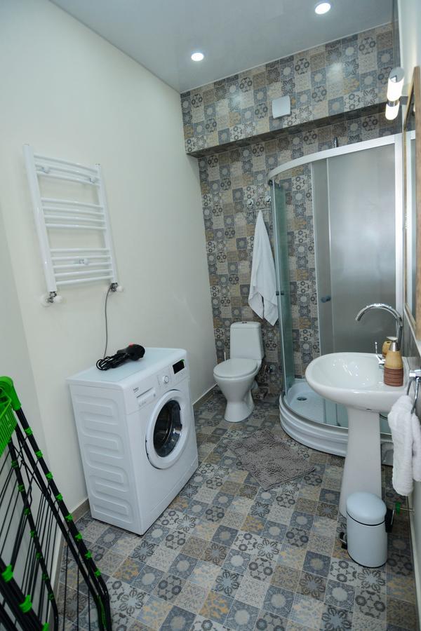B-Lax Apartment Тбилиси Экстерьер фото